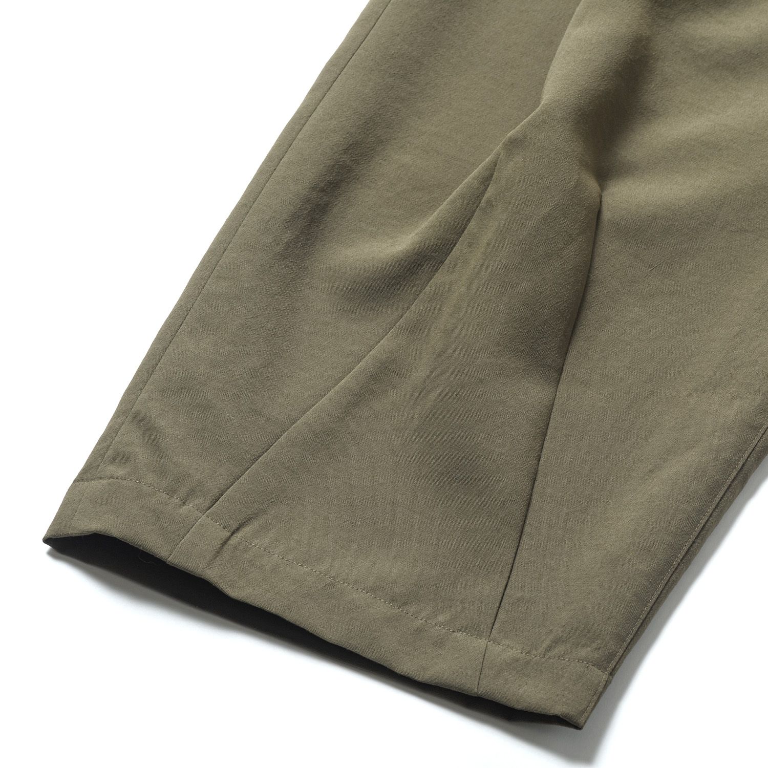TIGHTBOOTHLEGERE BAGGY SLACKS