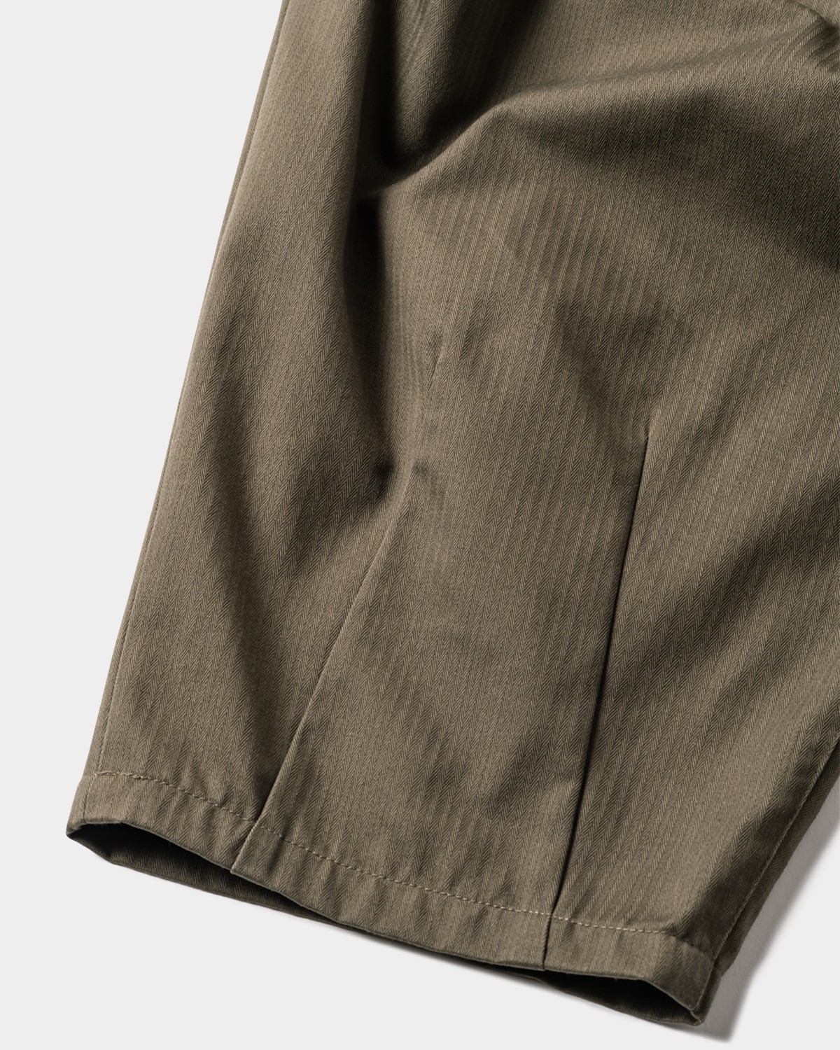 TIGHTBOOTH PRODUCTION HERRINGBONE BALOON PANTS
