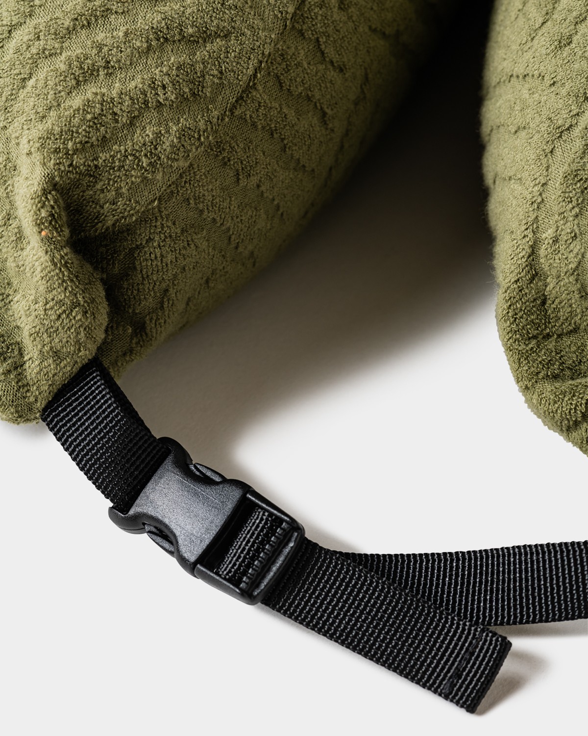 TIGHTBOOTH PRODUCTION CHECKER PLATE PILE NECK PILLOW