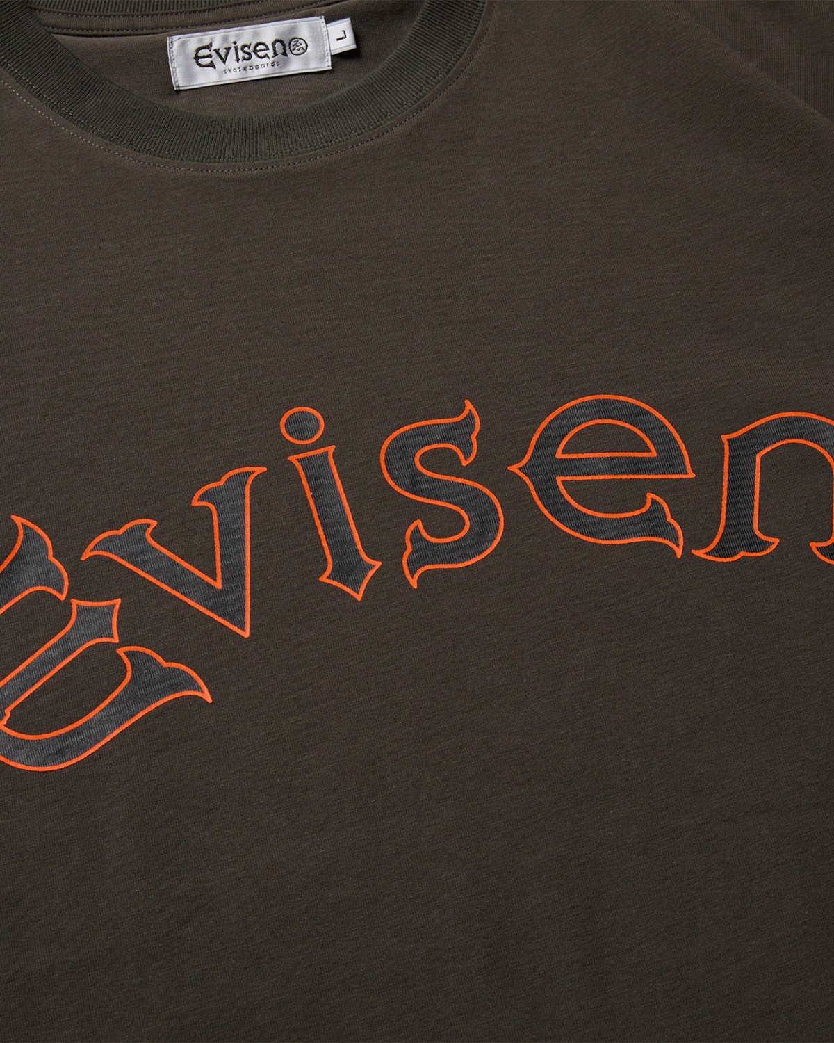 EVISEN SKATEBOARDS ROUND LOGO TECH TEE