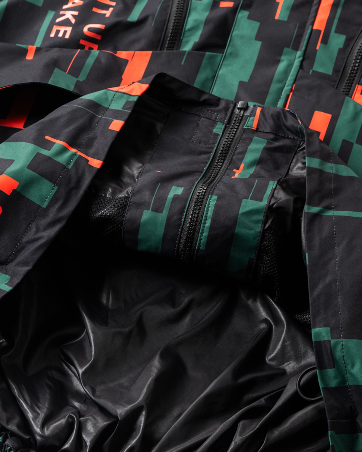 TIGHTBOOTH PRODUCTION HOODED TACTICAL JACKET NOISE