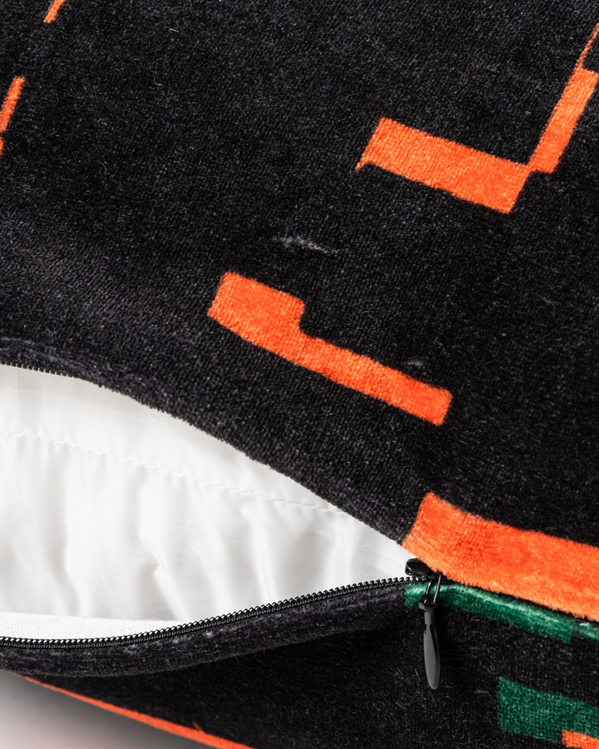 TIGHTBOOTH PRODUCTION NOISE VELOUR CUSHION