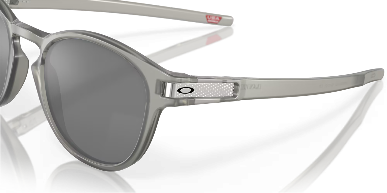 OAKLEY LATCH (A)