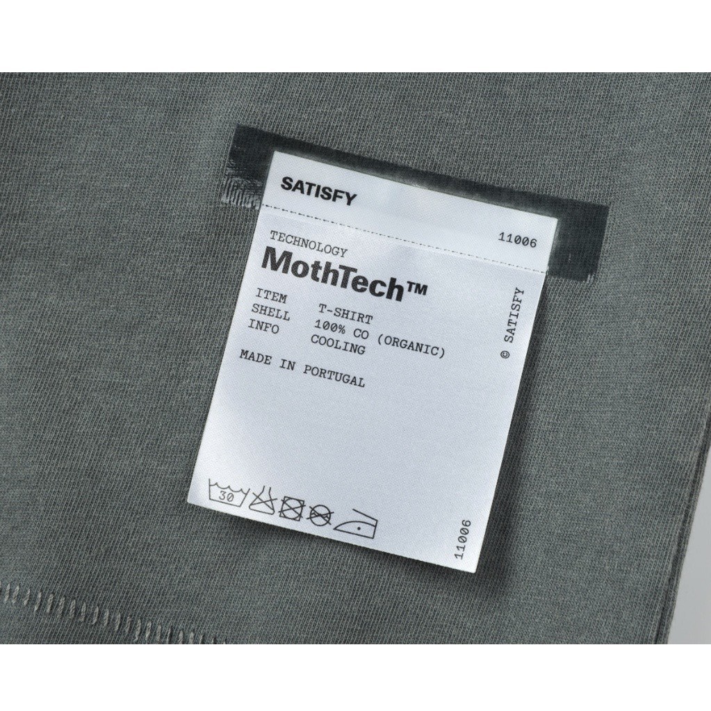 SATISFY MOTHTECH T-SHIRT