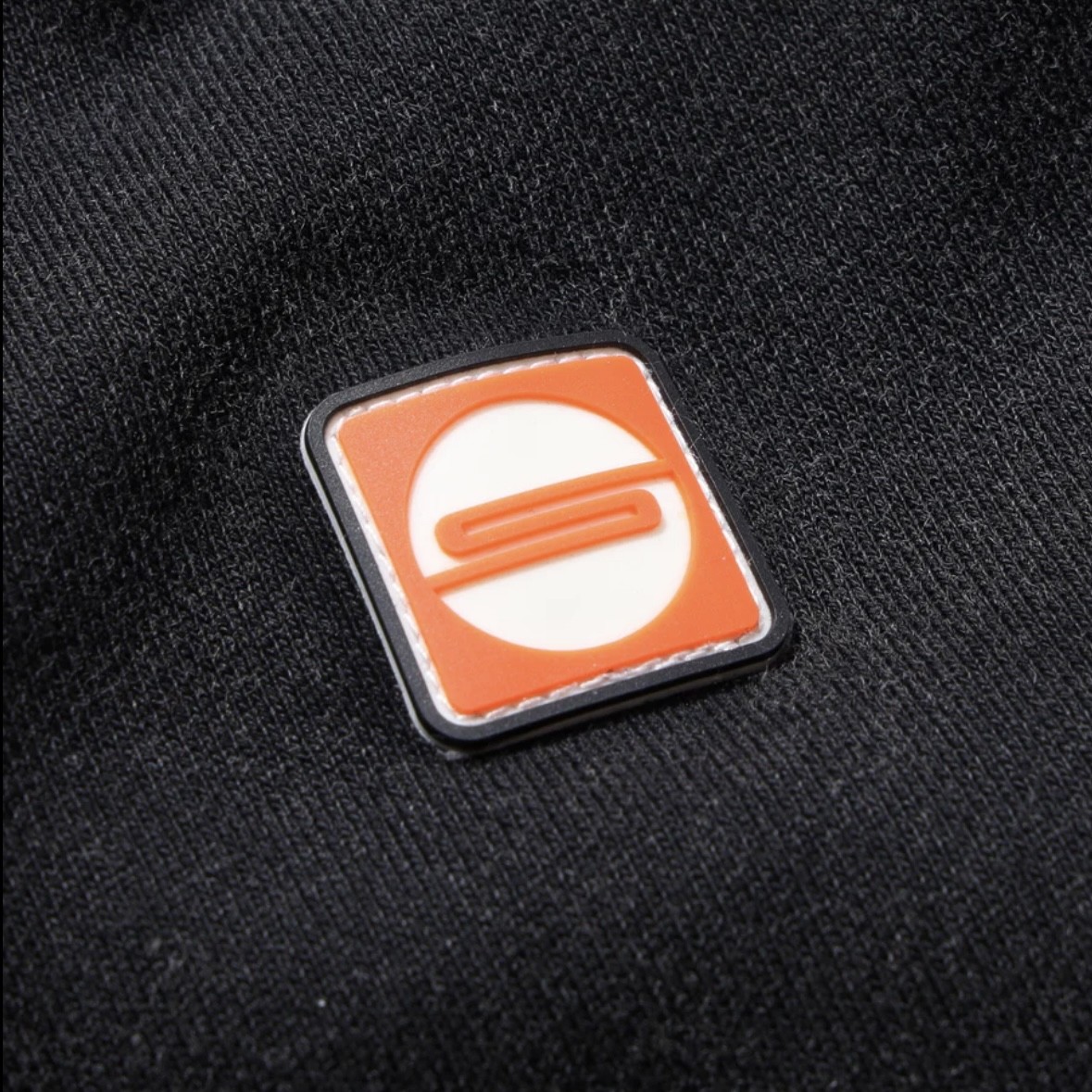 SILAS CIRCLE LOGO SWEAT HOODIE