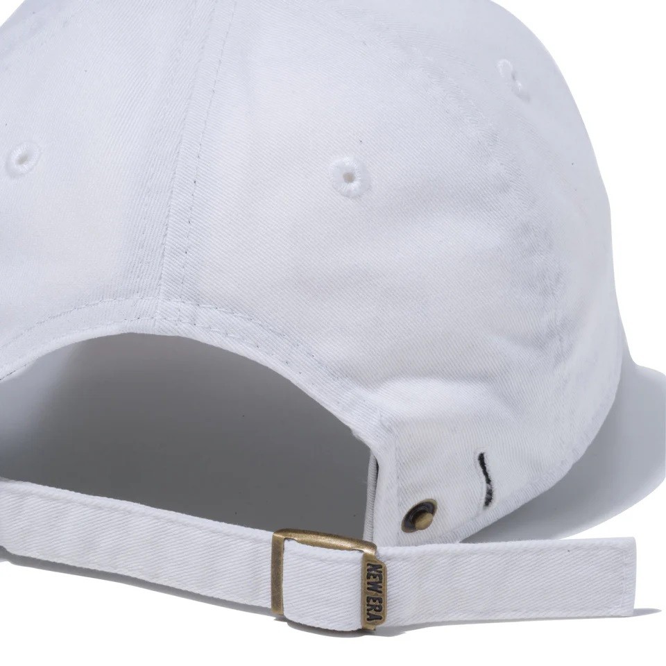 NEW ERA カジュアルクラシック ニューヨーク・ヤンキース ホワイト × ブラック