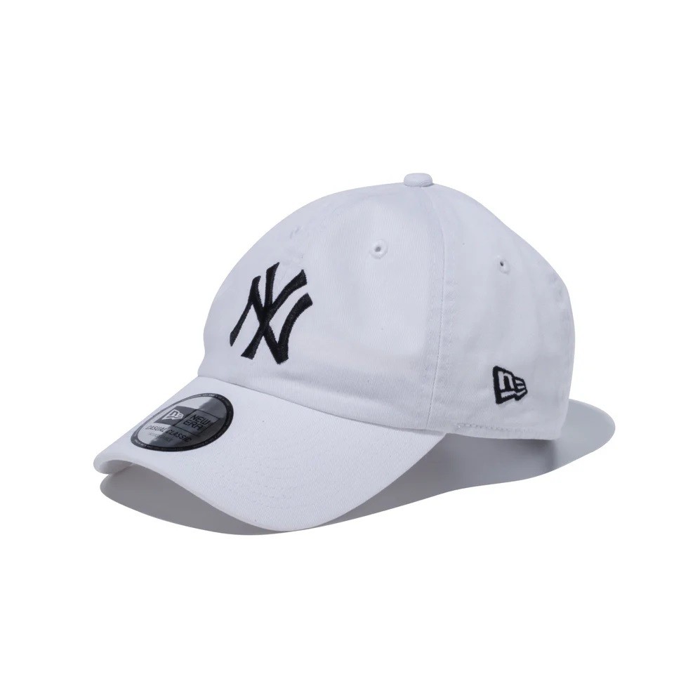 NEW ERA カジュアルクラシック ニューヨーク・ヤンキース ホワイト × ブラック