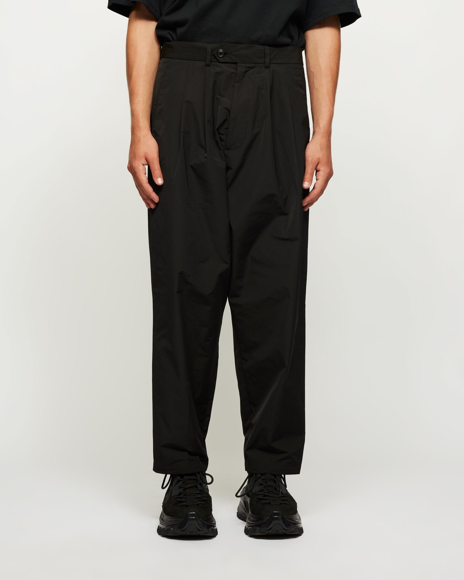 LOWNN STRAIGHT TROUSERS