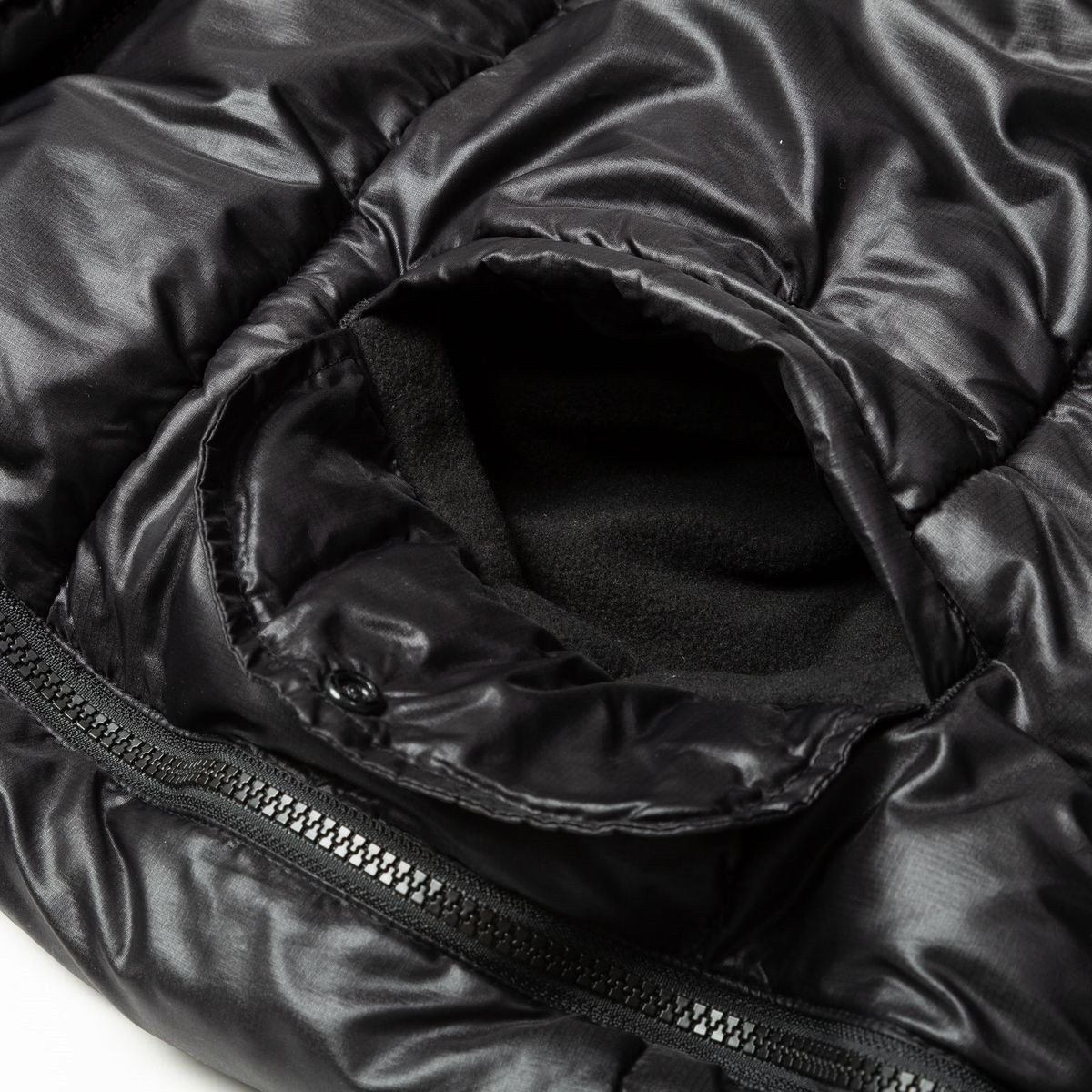 DIASPORA SKATEBOARDS PULLOVER DOWN JACKET