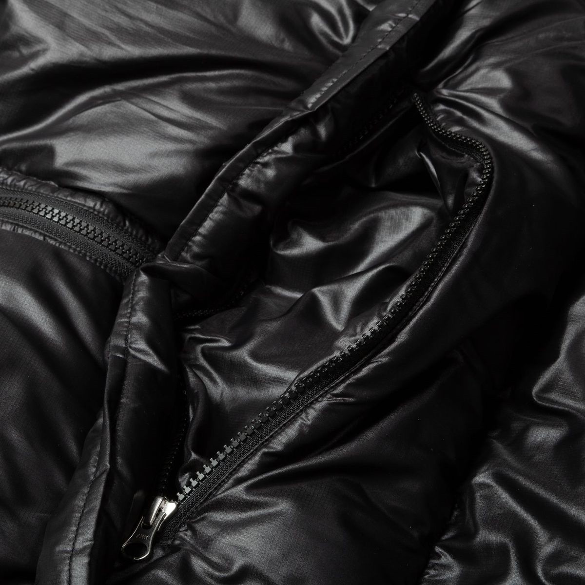 DIASPORA SKATEBOARDS PULLOVER DOWN JACKET