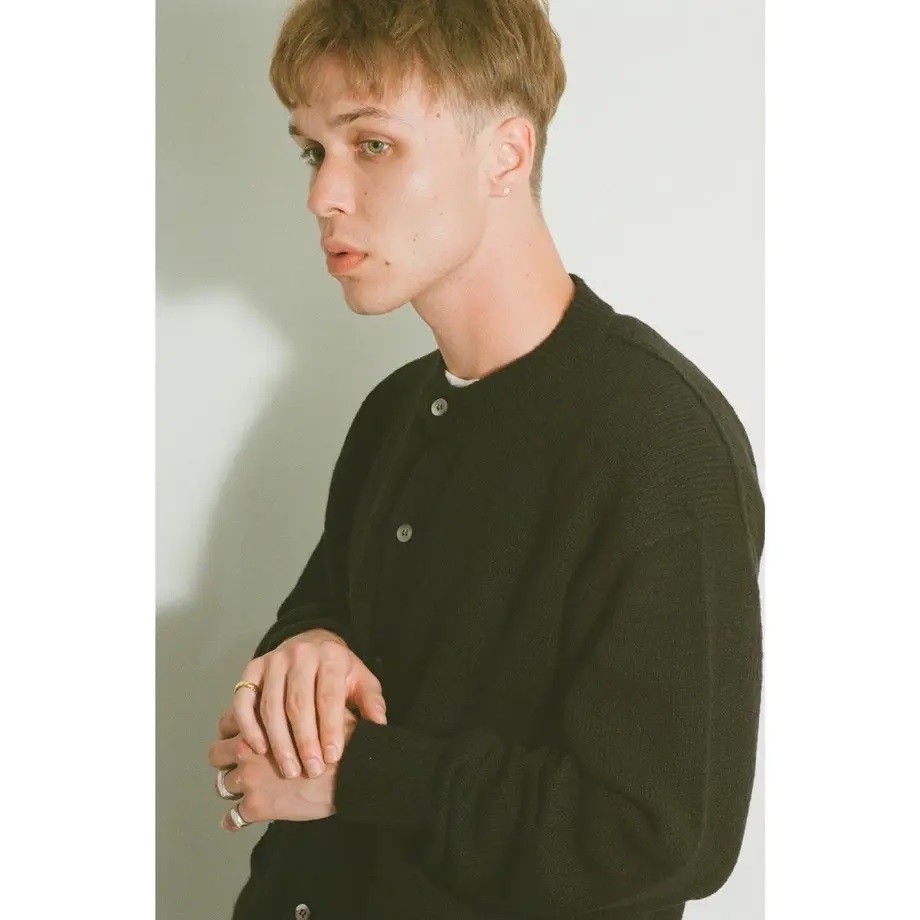 POVAL CREWNECK CARDIGAN