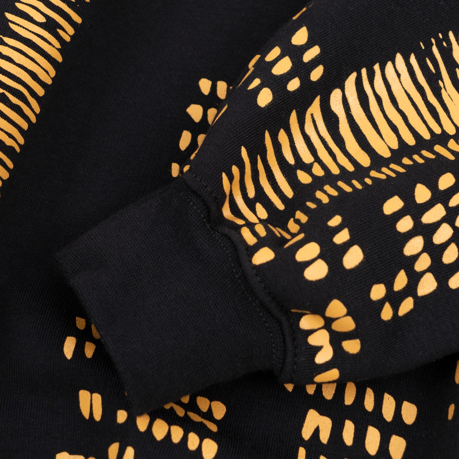 MAGENTA SKATEBOARDS DOWNTOWN HOODIE BLACK
