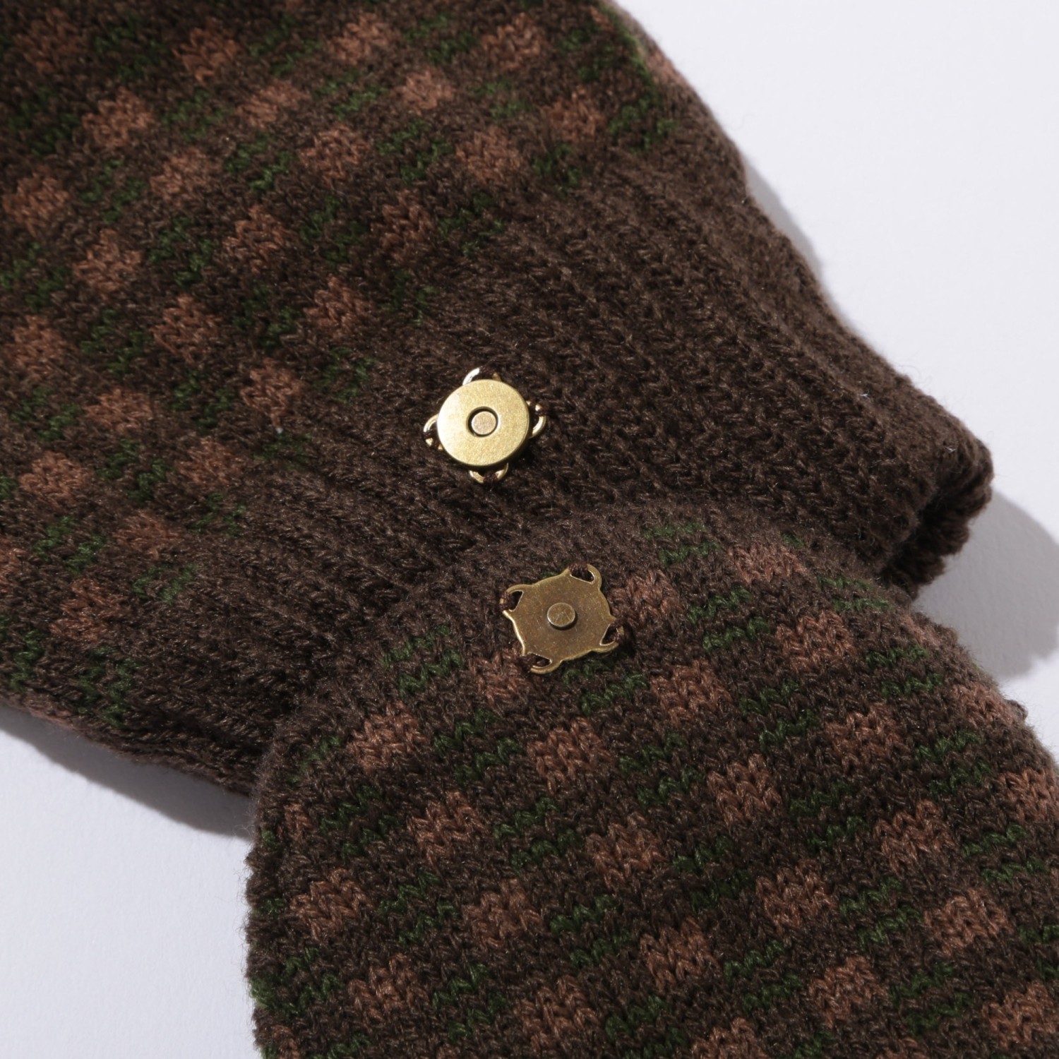 DIASPORA SKATEBOARDS CHECKERD MITTEN