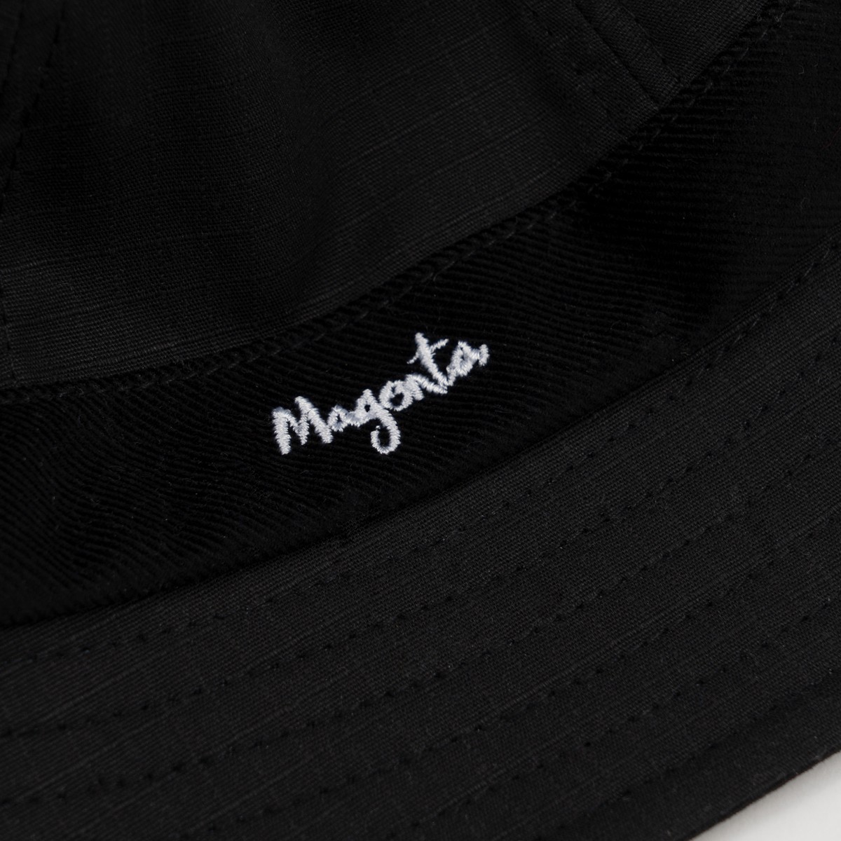 MAGENTA SKATEBOARDS SCRIPT BUCKET