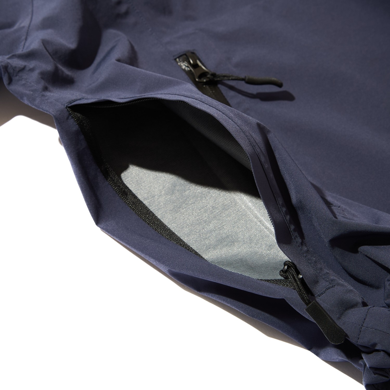 DIASPORA SKATEBOARDS PRAGMATECH PAVEMENT JACKET