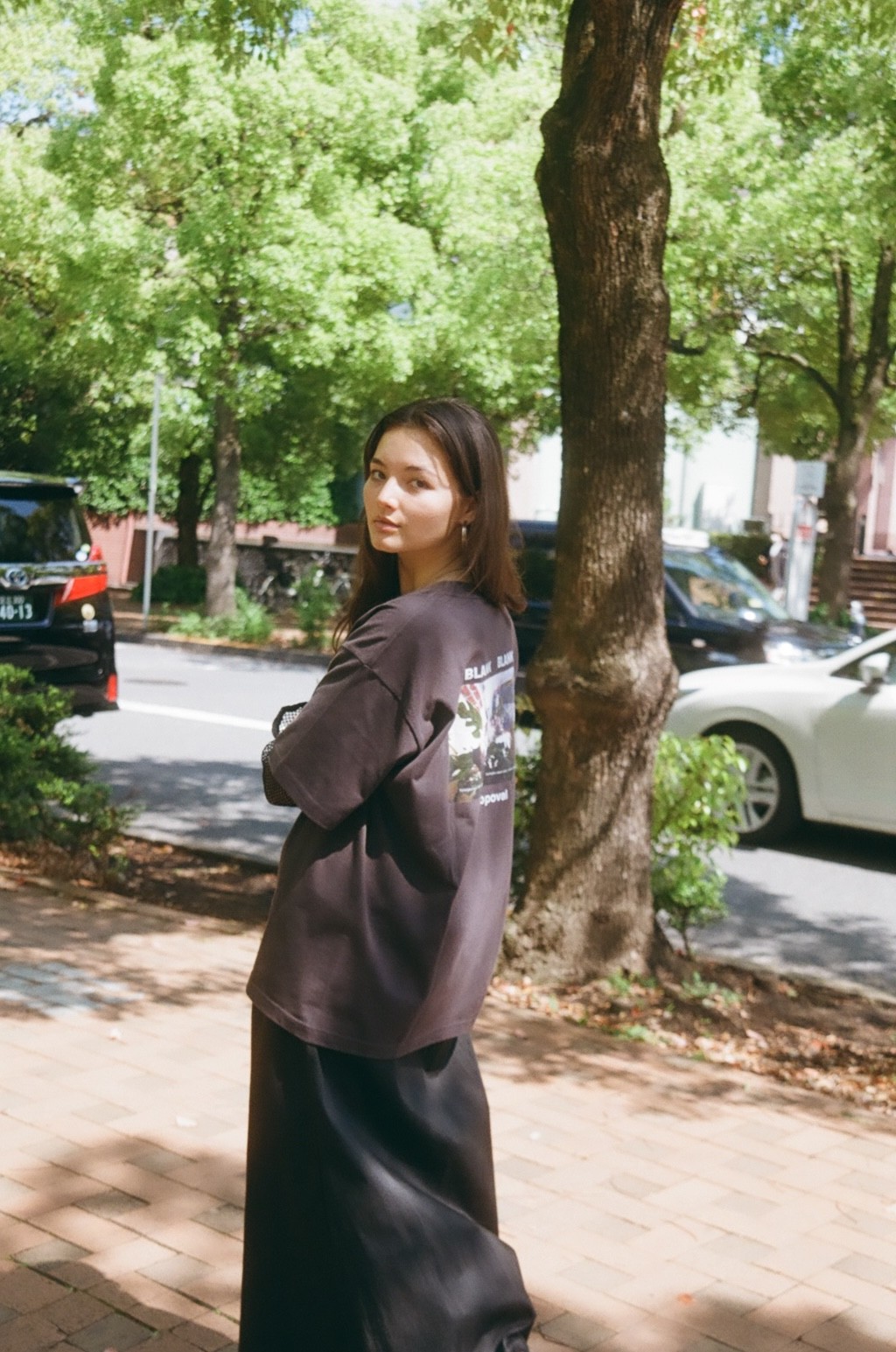 CABARET POVAL FRAMED TEE