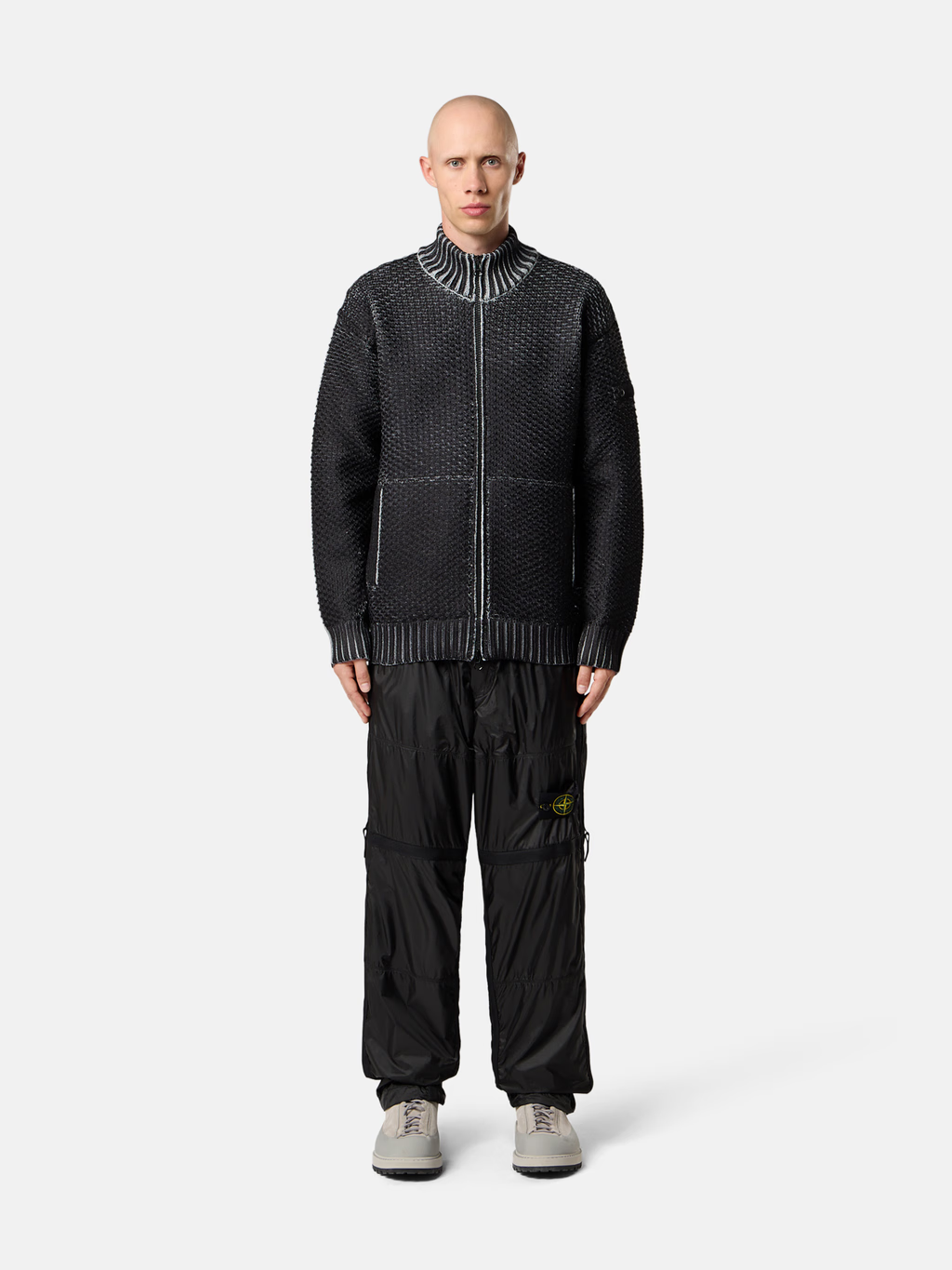 STONE ISLAND RIPSTOP LIGHT HT NYLON　LOOSE FIT JOGGERS