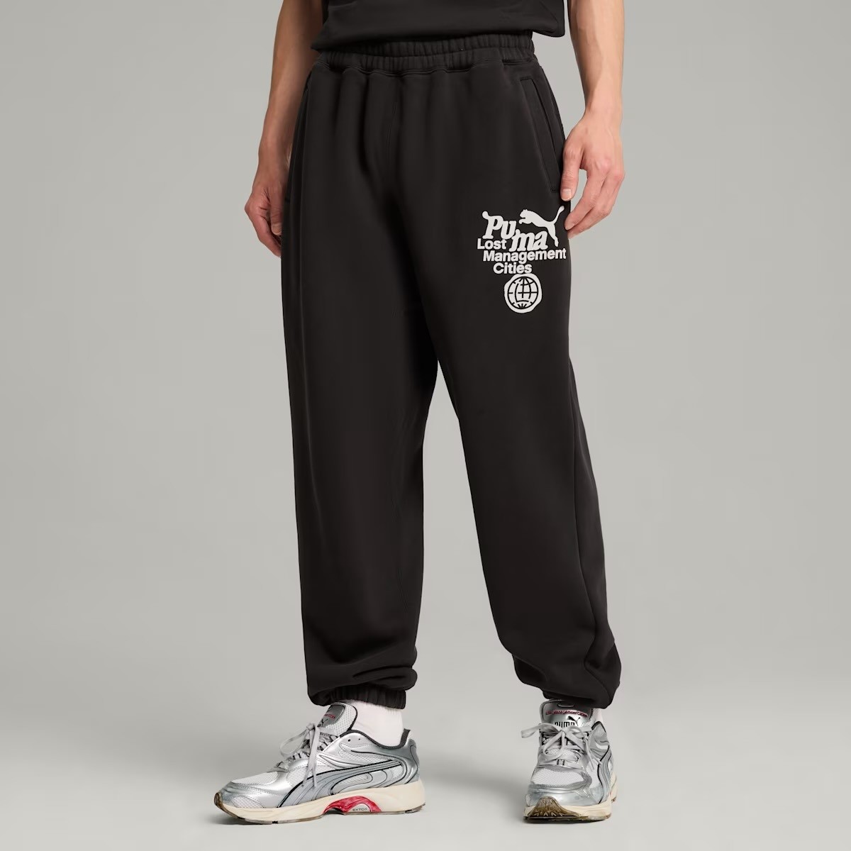 ちゃむ　1113 MORTAR TOKYO ONLINE（モータルトーキョー） / PUMA LMC SWEATPANS