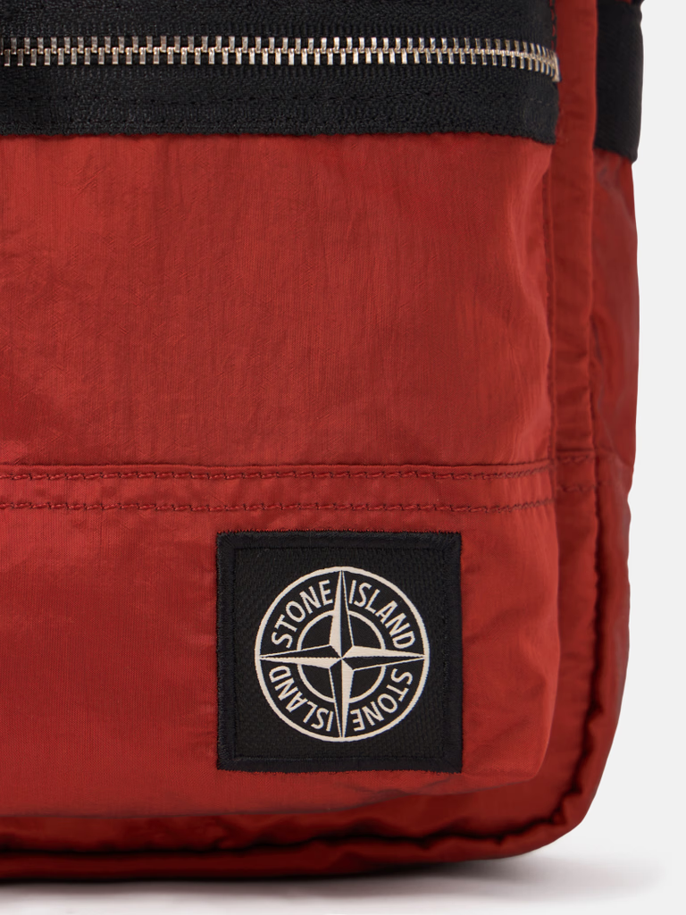 STONE ISLAND COATED NYLON METAL IN ECONYL® POUCHBAG