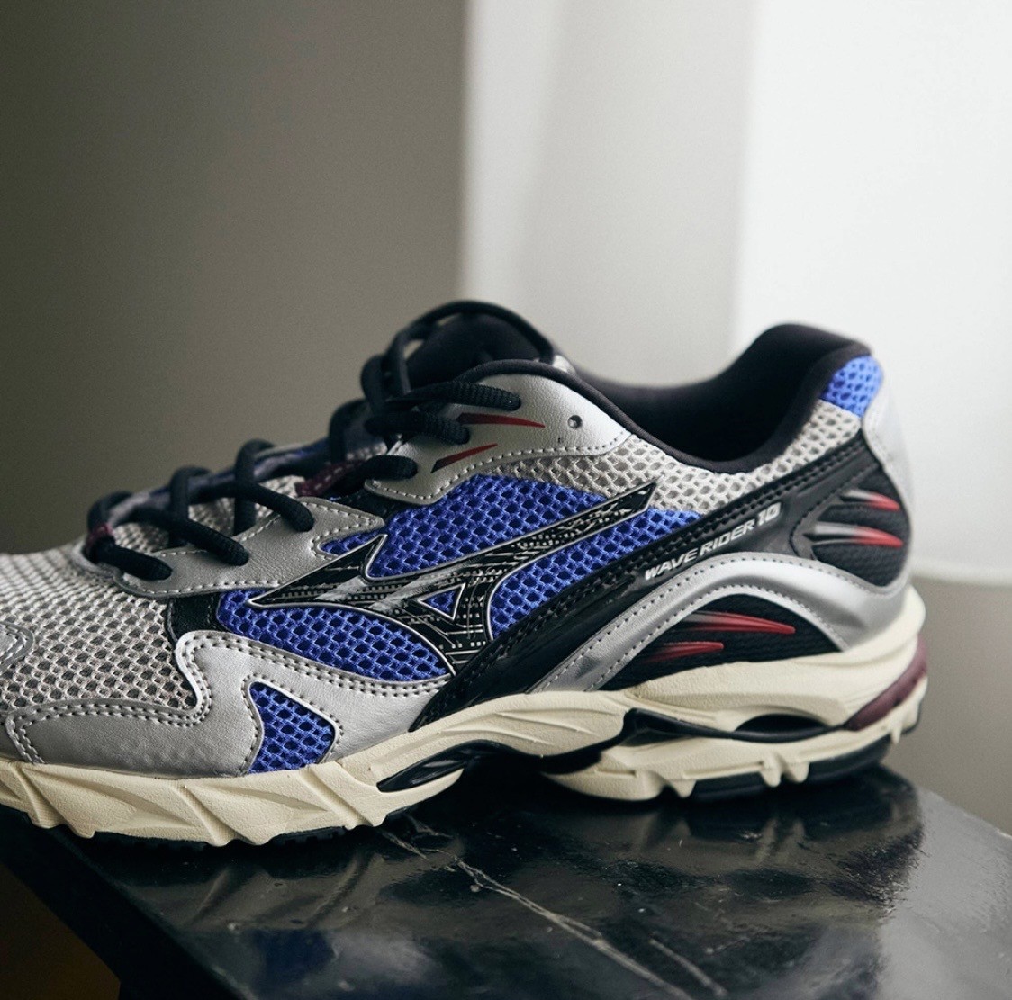 MIZUNO WAVE RIDER 10
