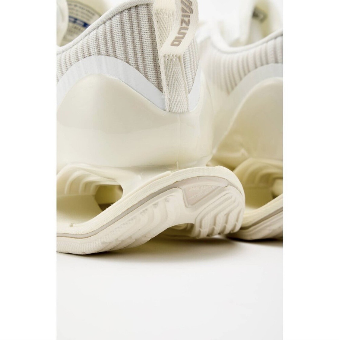 MIZUNO WAVE PROPHECY STRAP 2