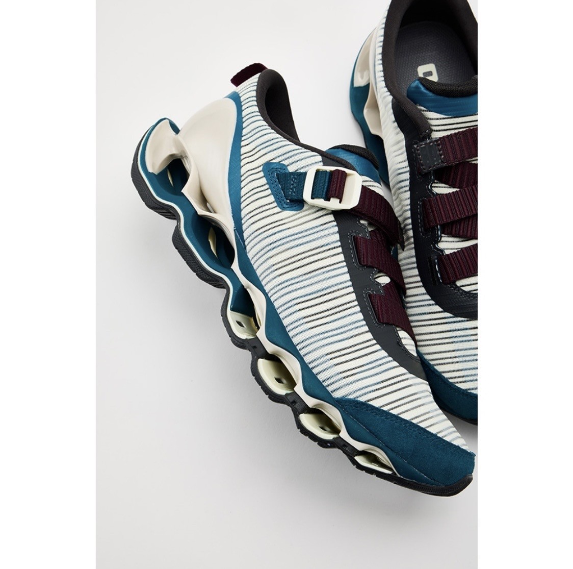 MIZUNO WAVE PROPHECY STRAP 2