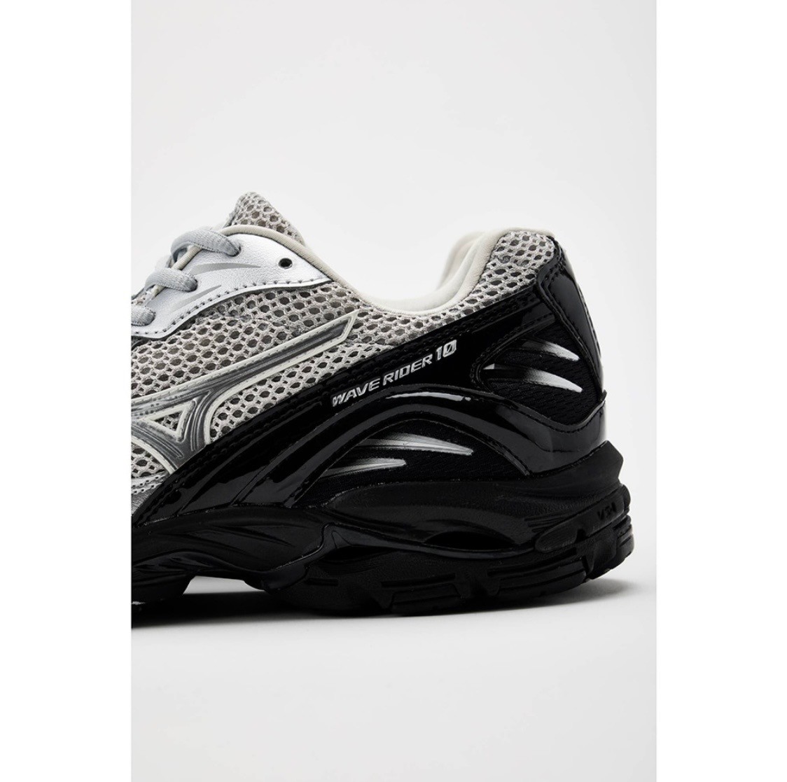 MIZUNO WAVE RIDER 10