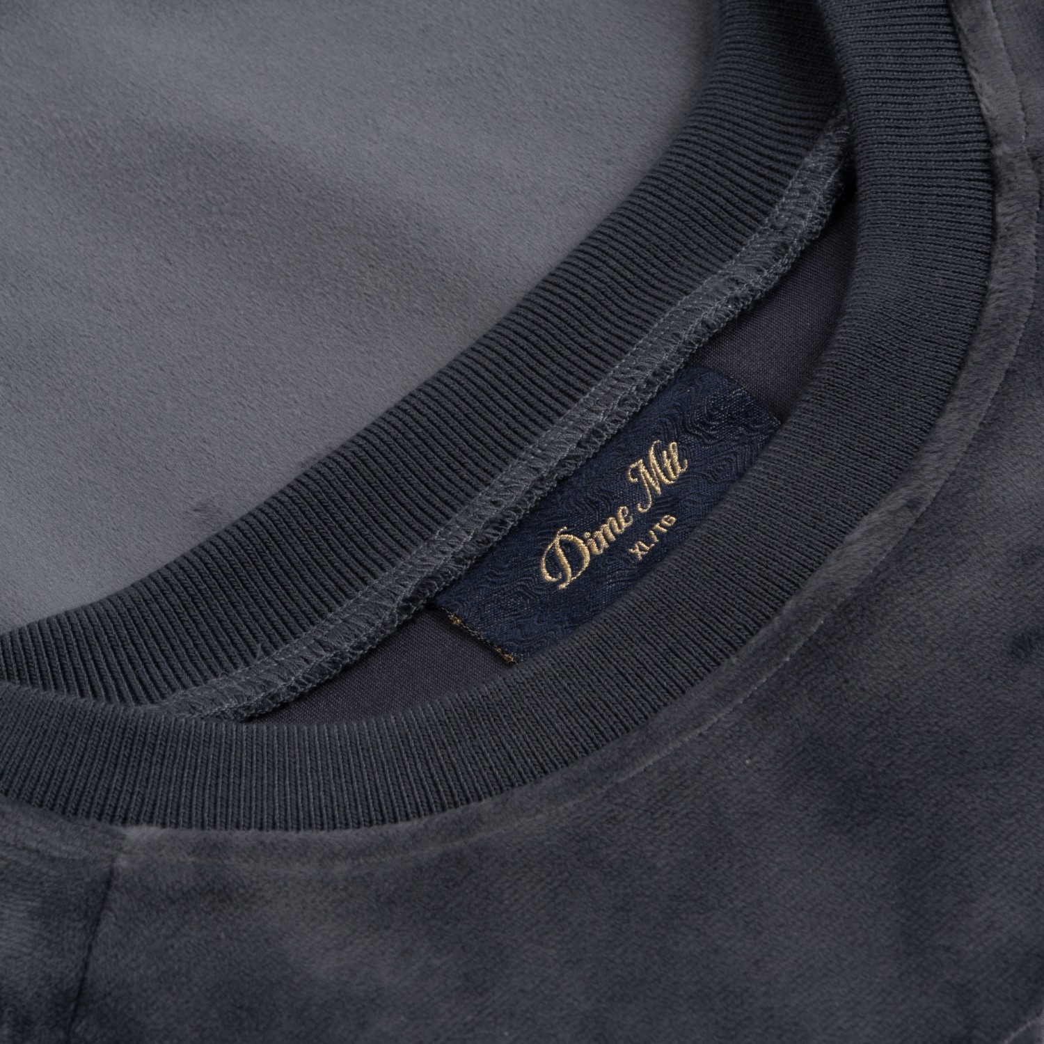 DIME CURSIVE VELVET CREWNECK