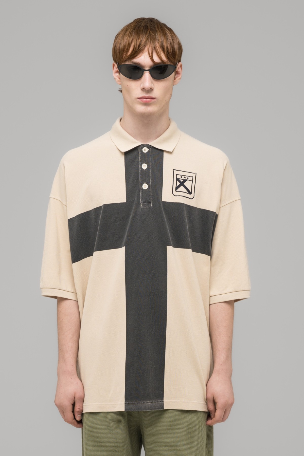 032c ''FAINTING CROSS'' OVERSIZED POLO SHIRT