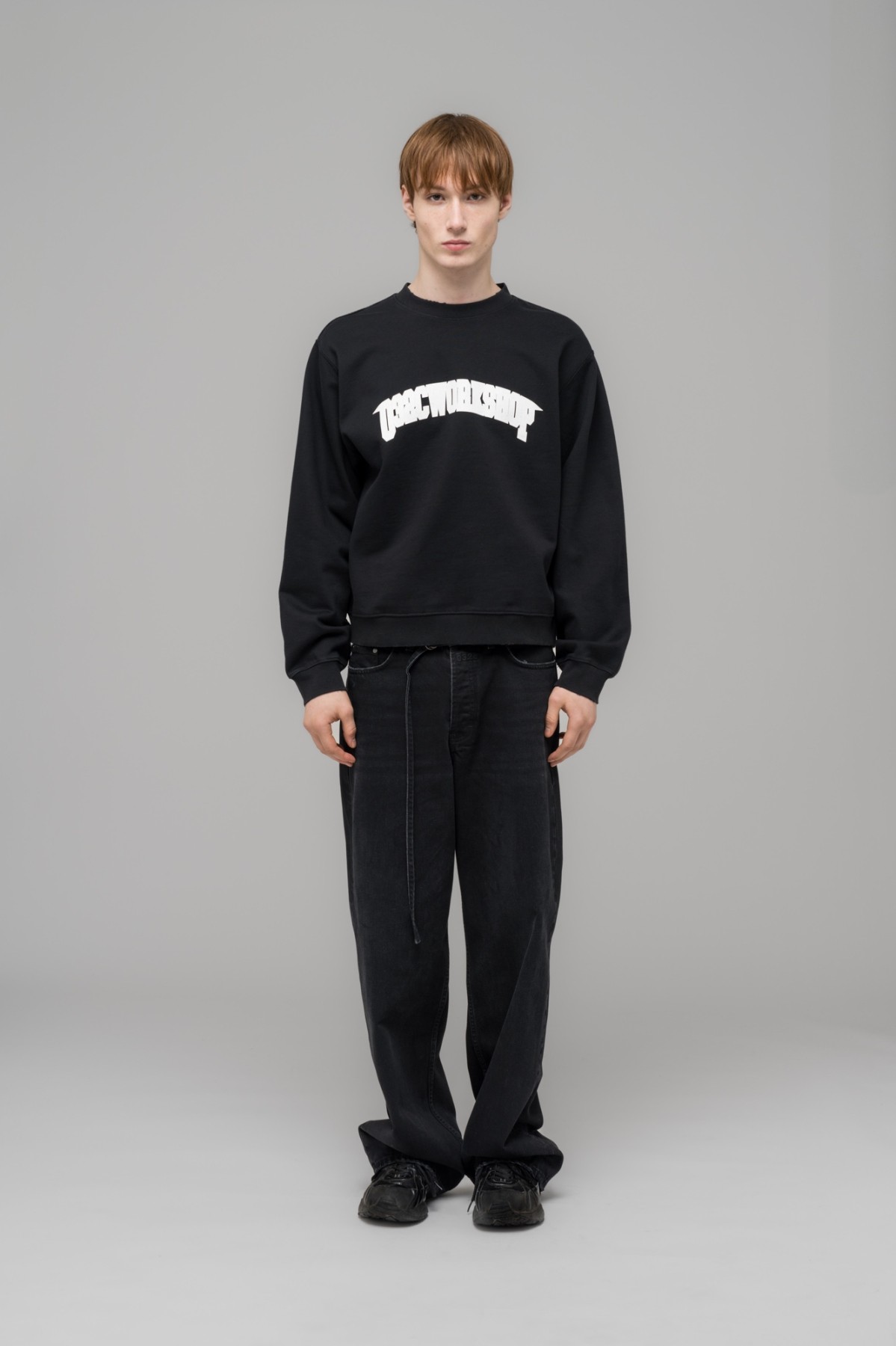 032c ''ONE DOLLAR BILL'' CREWNECK