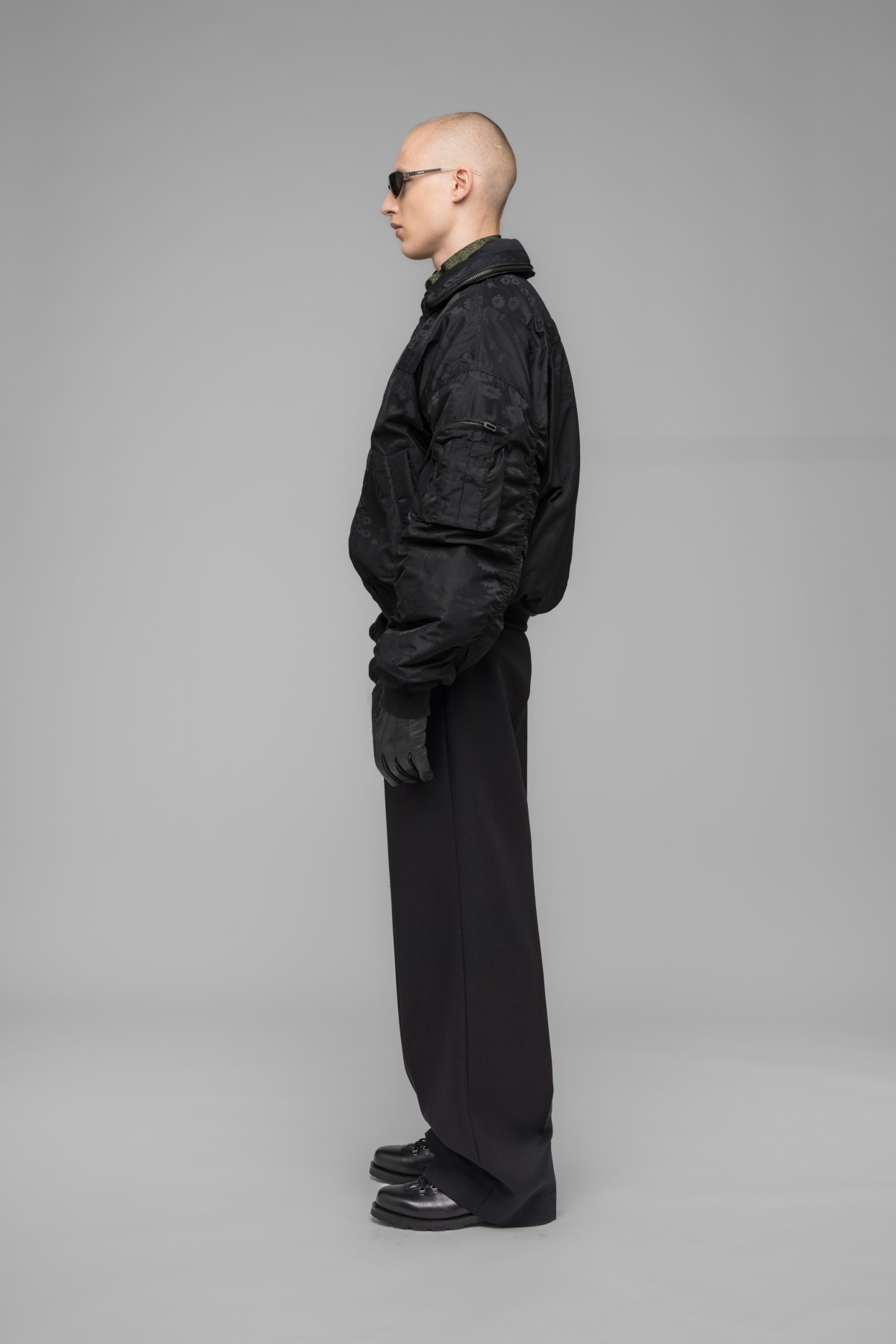 032c ''MELTING DAISIES'' BOMBER