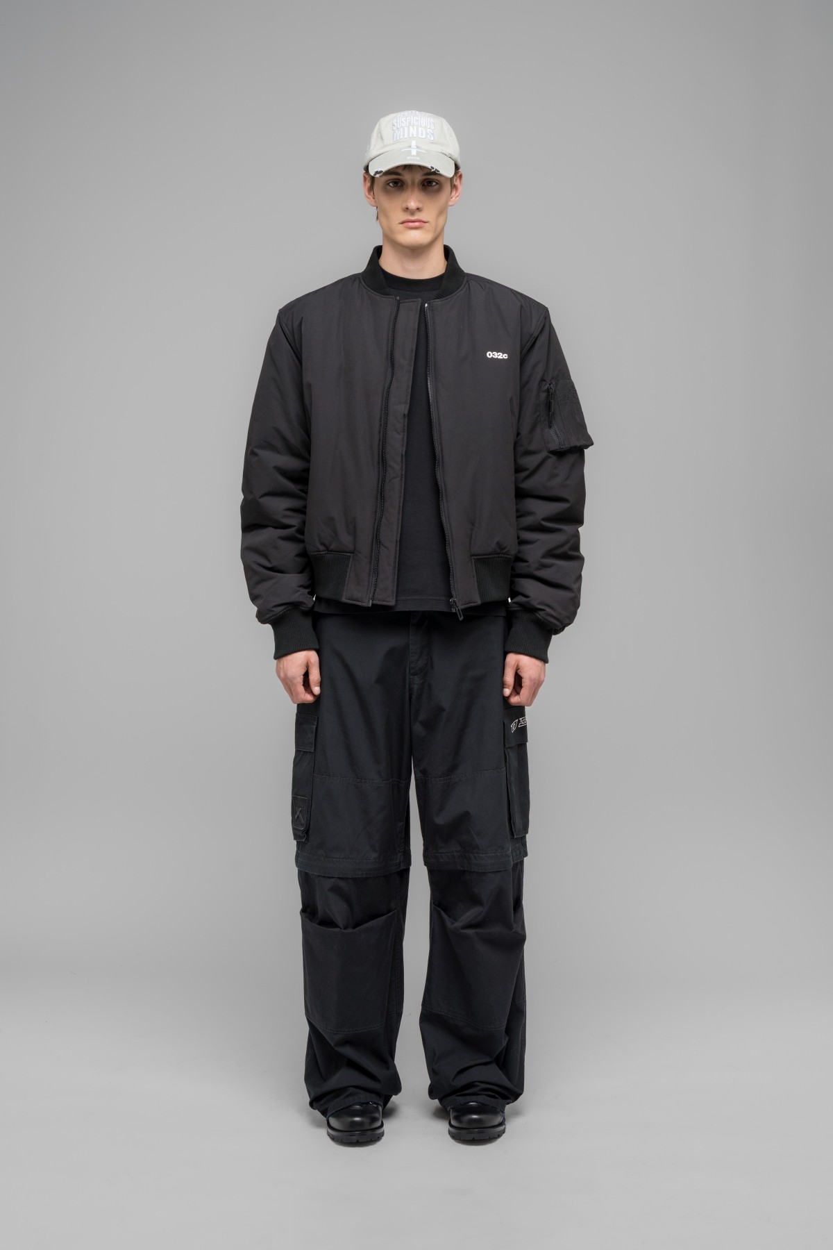 032c ''SUSPICIOUS MINDS'' BOMBER JACKET