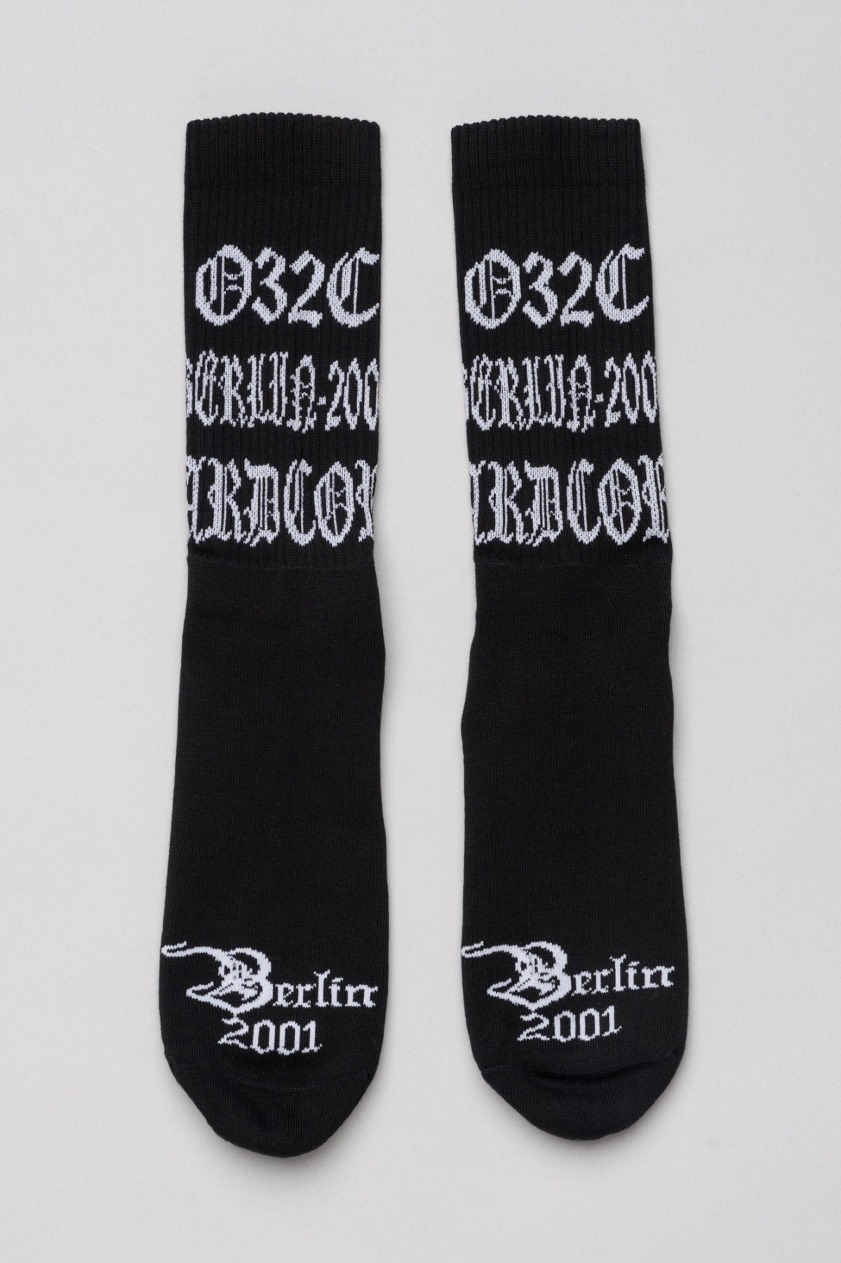 032c ''HARDCORE SINCE 2001'' SOCKS
