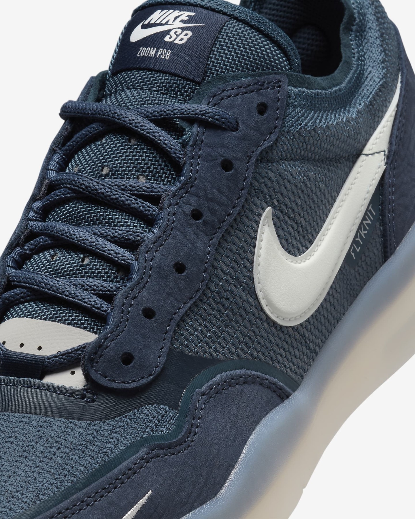 NIKE SB PS8