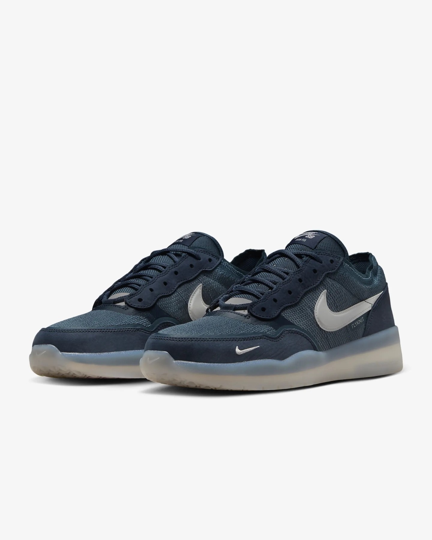 NIKE SB PS8