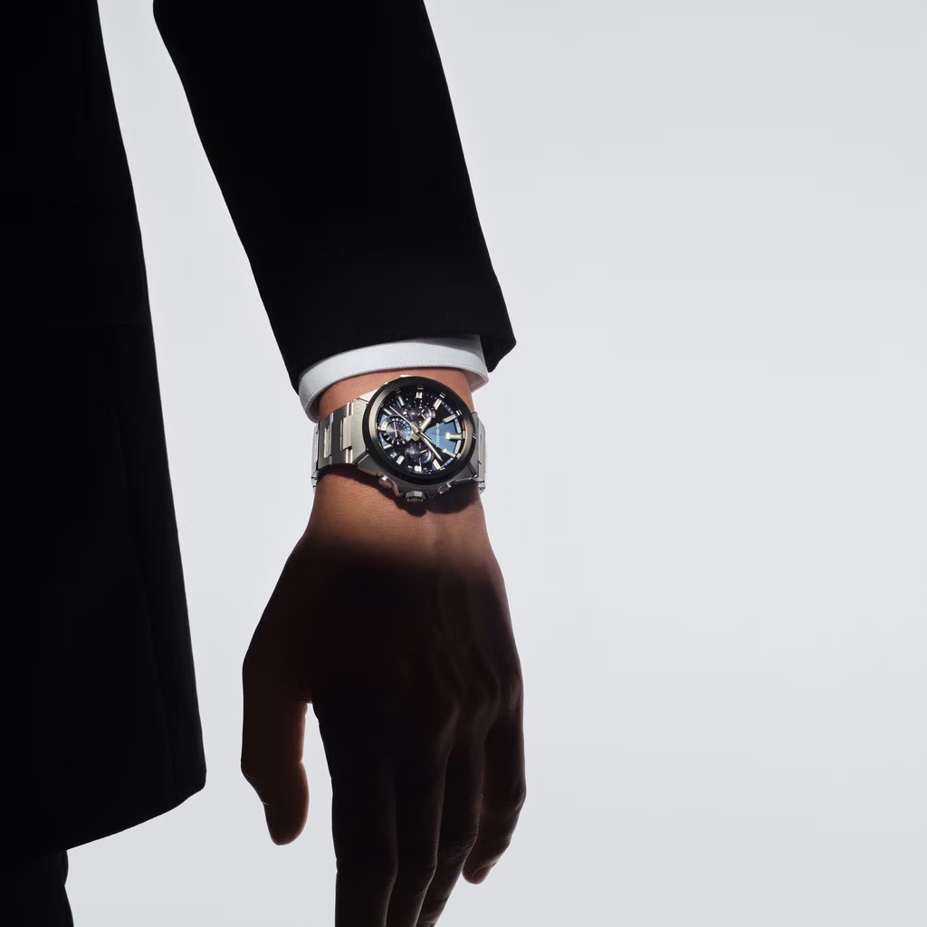 G-SHOCK GST-W1000AD-2AJ