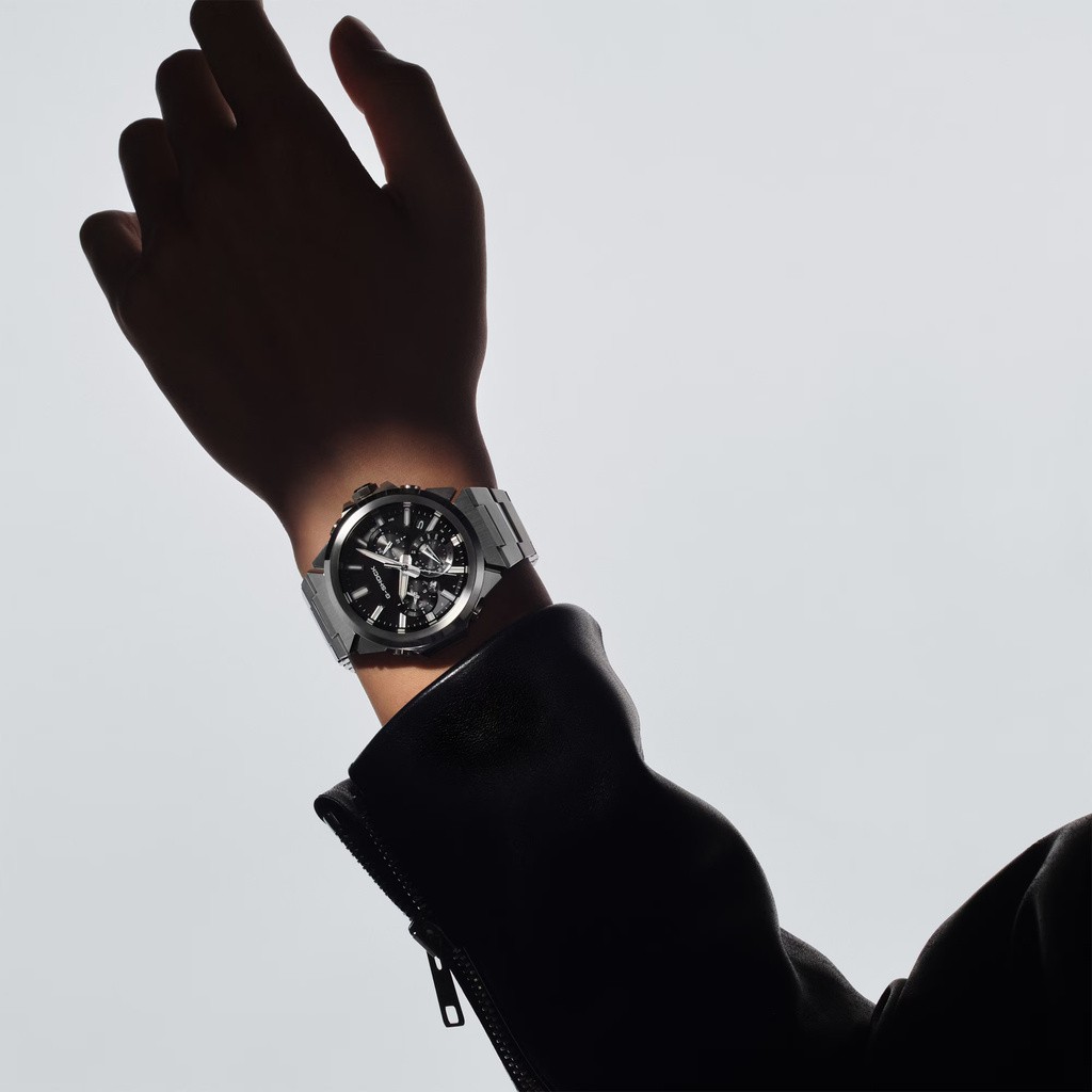 G-SHOCK GST-W1000D-1AJF
