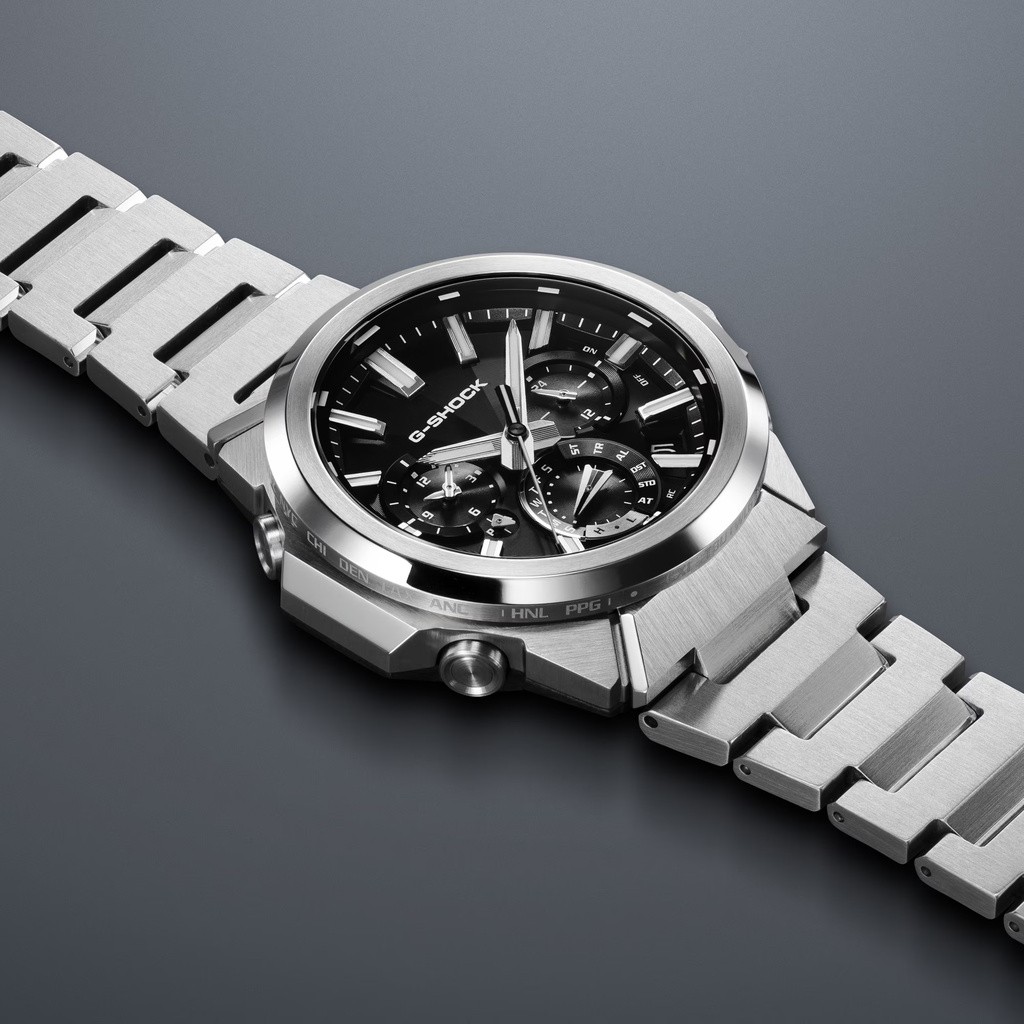 G-SHOCK GST-W1000D-1AJF