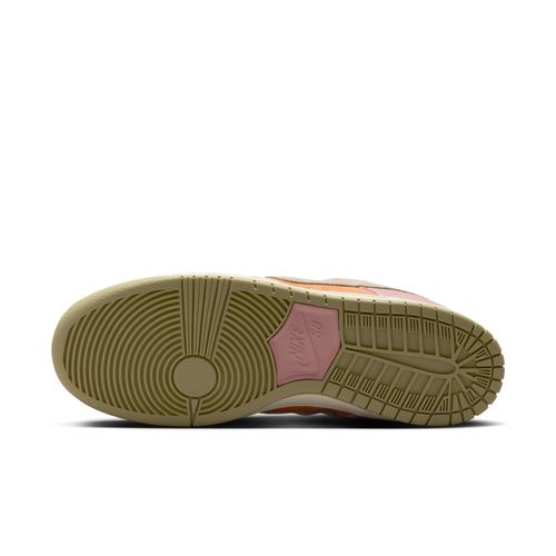 NIKE SB DUNK LOW PRO“RED STARDUST”