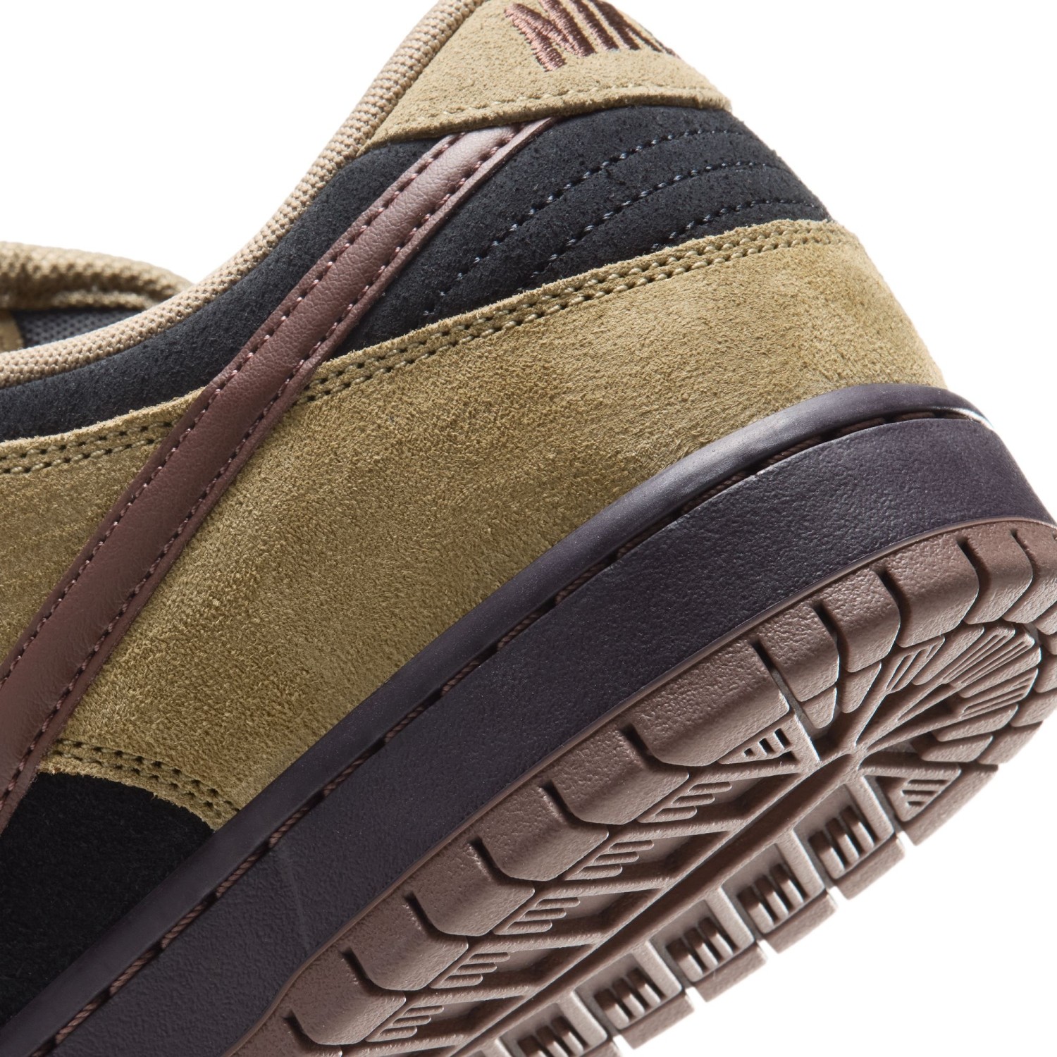 NIKE SB DUNK LOW PRO "FILBERT AND BLACK"