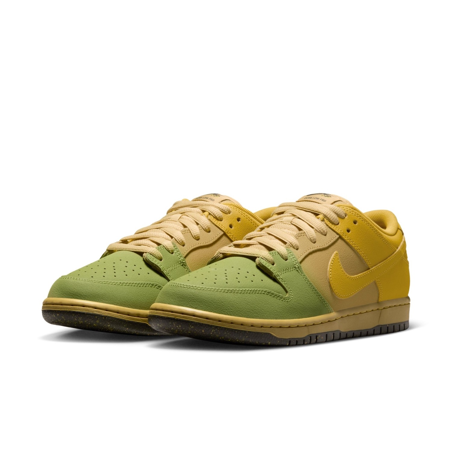 NIKE SB DUNK LOW PRO WC