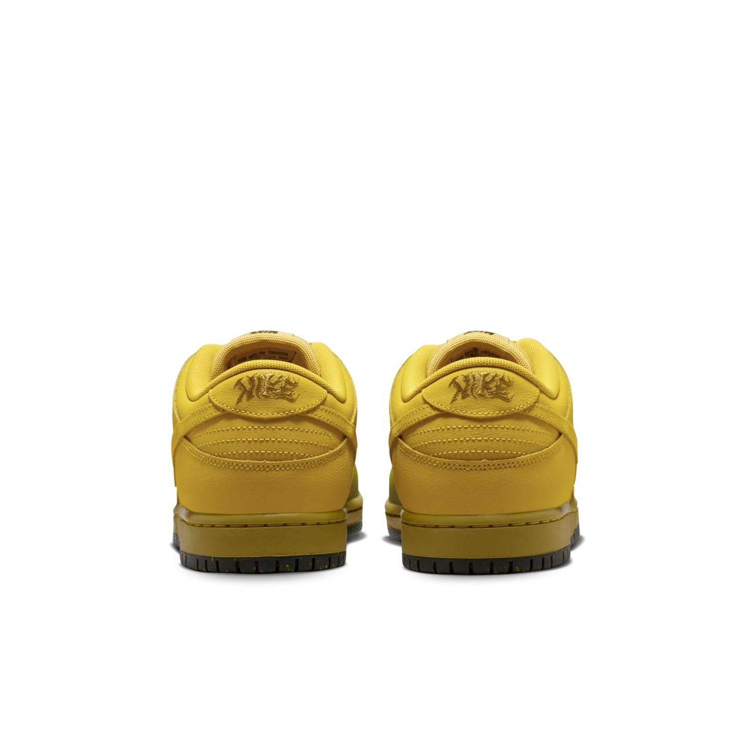 NIKE SB DUNK LOW PRO WC