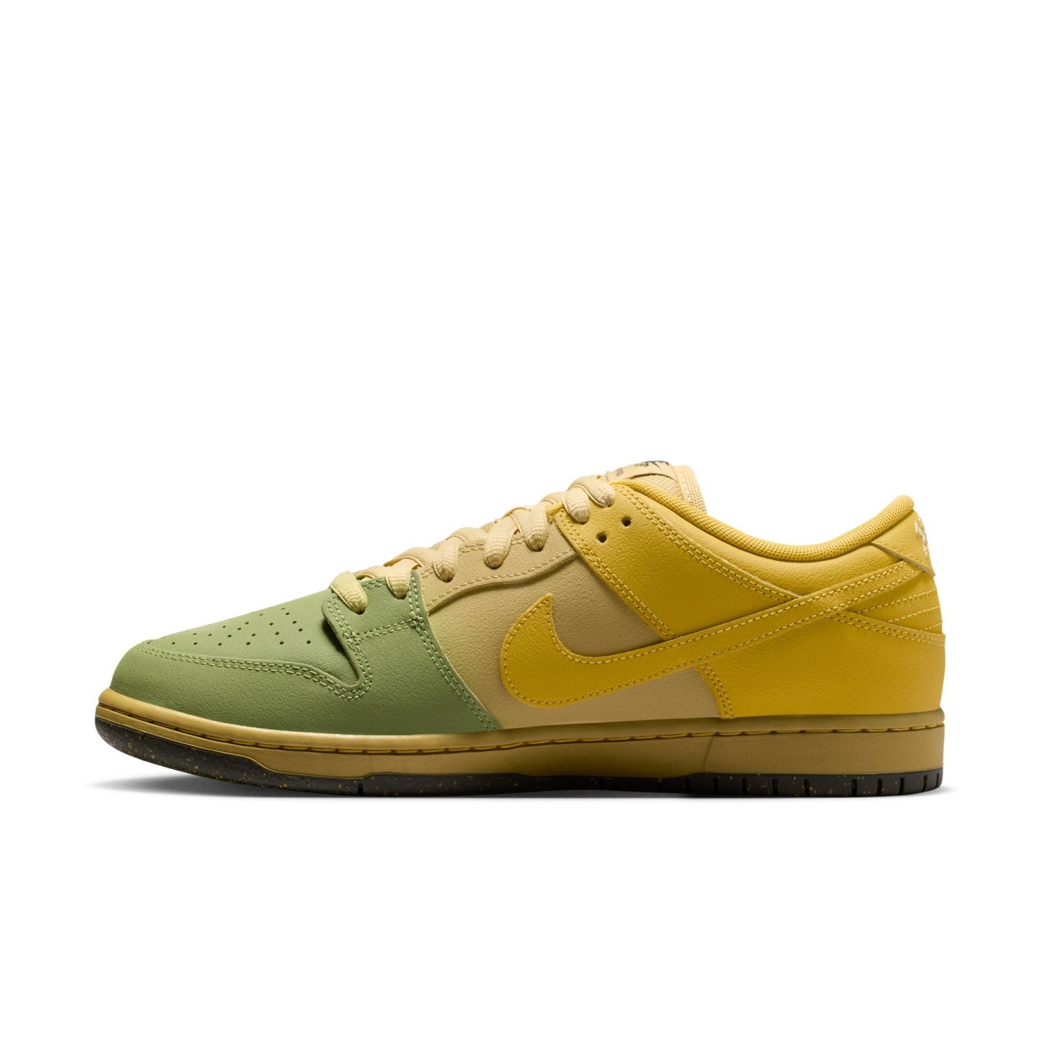NIKE SB DUNK LOW PRO WC