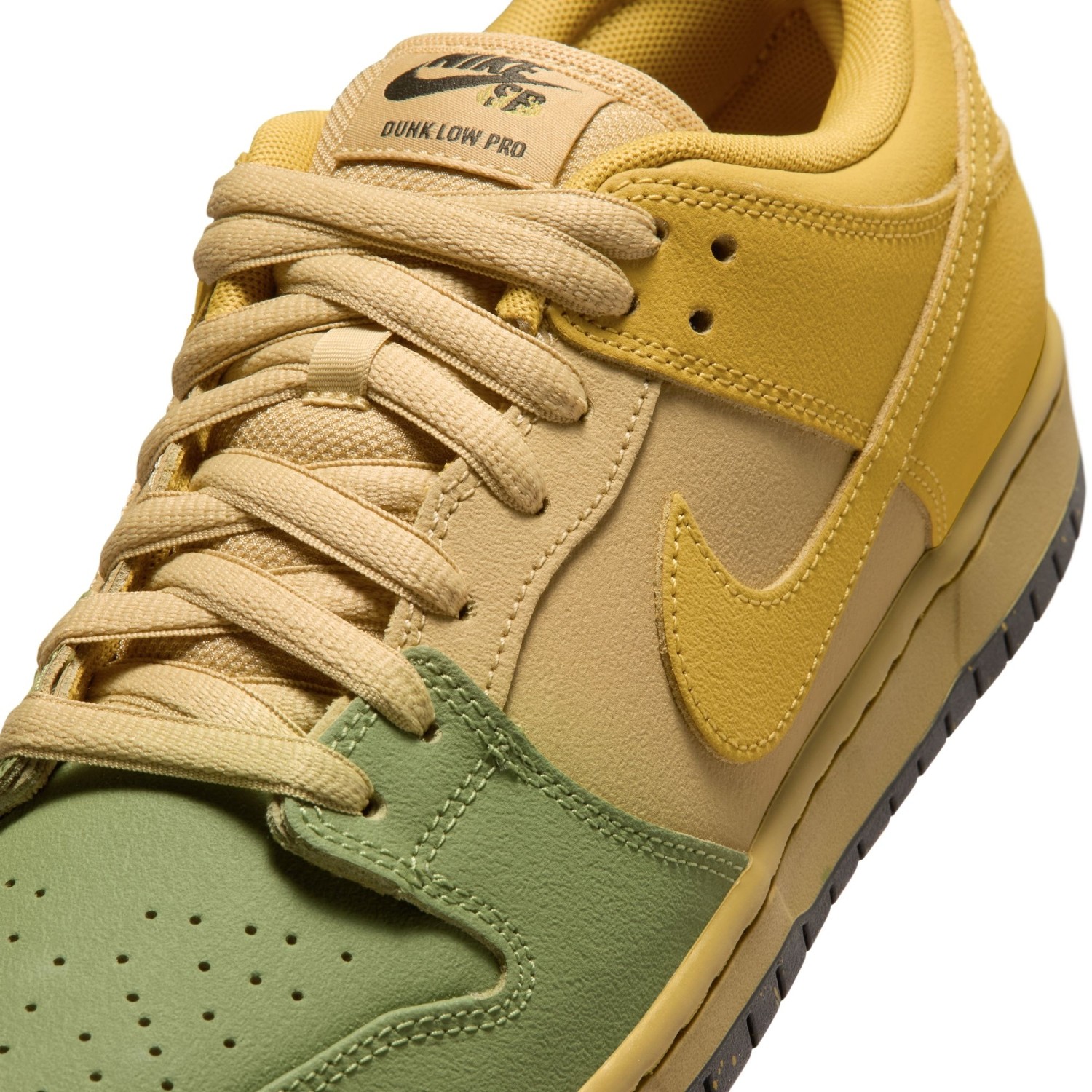 NIKE SB DUNK LOW PRO WC