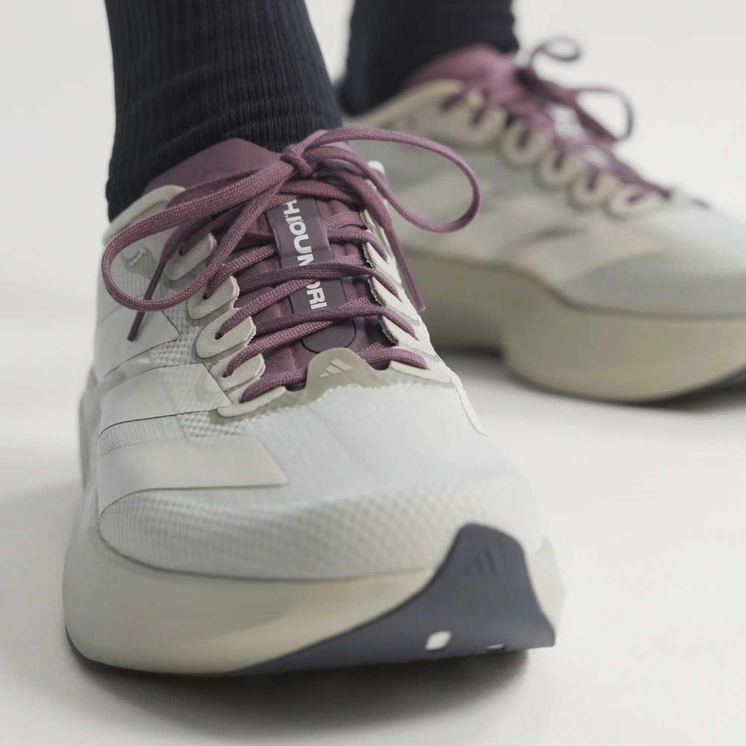 ADIDAS ADIZERO EVO WOVEN M HK