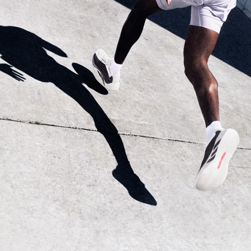 ADIDAS HYPERBOOST EDGE Running