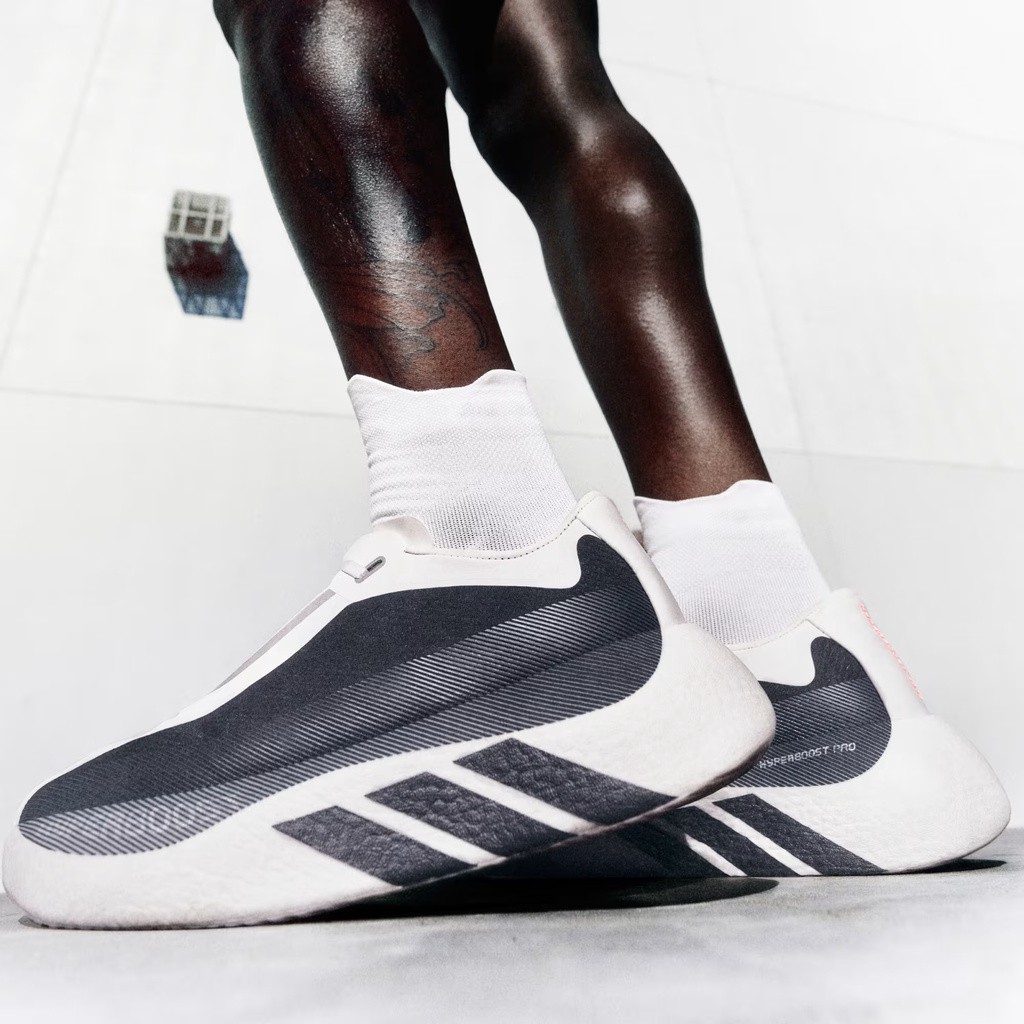 ADIDAS HYPERBOOST EDGE Running