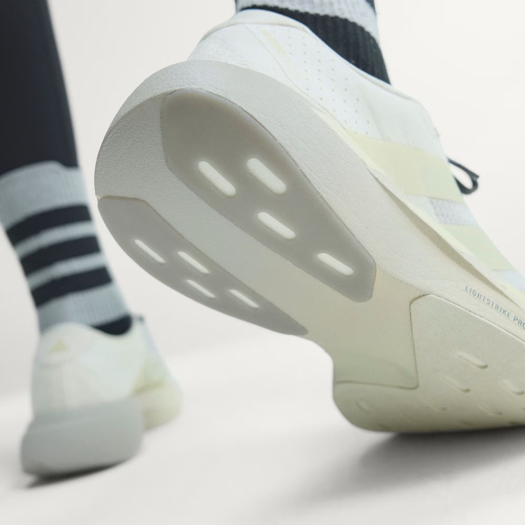 ADIDAS ADIZERO EVO SL