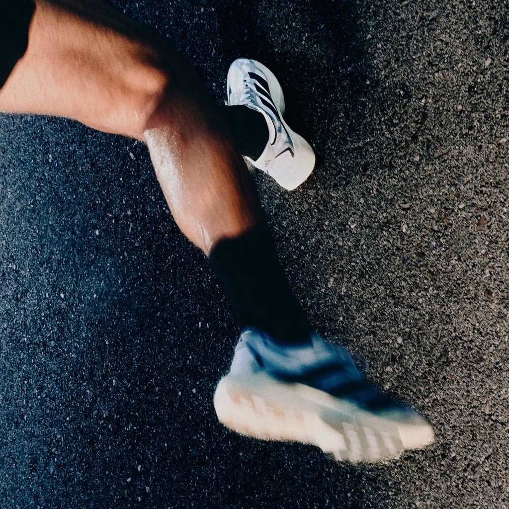 ADIDAS ADIZERO EVO SL
