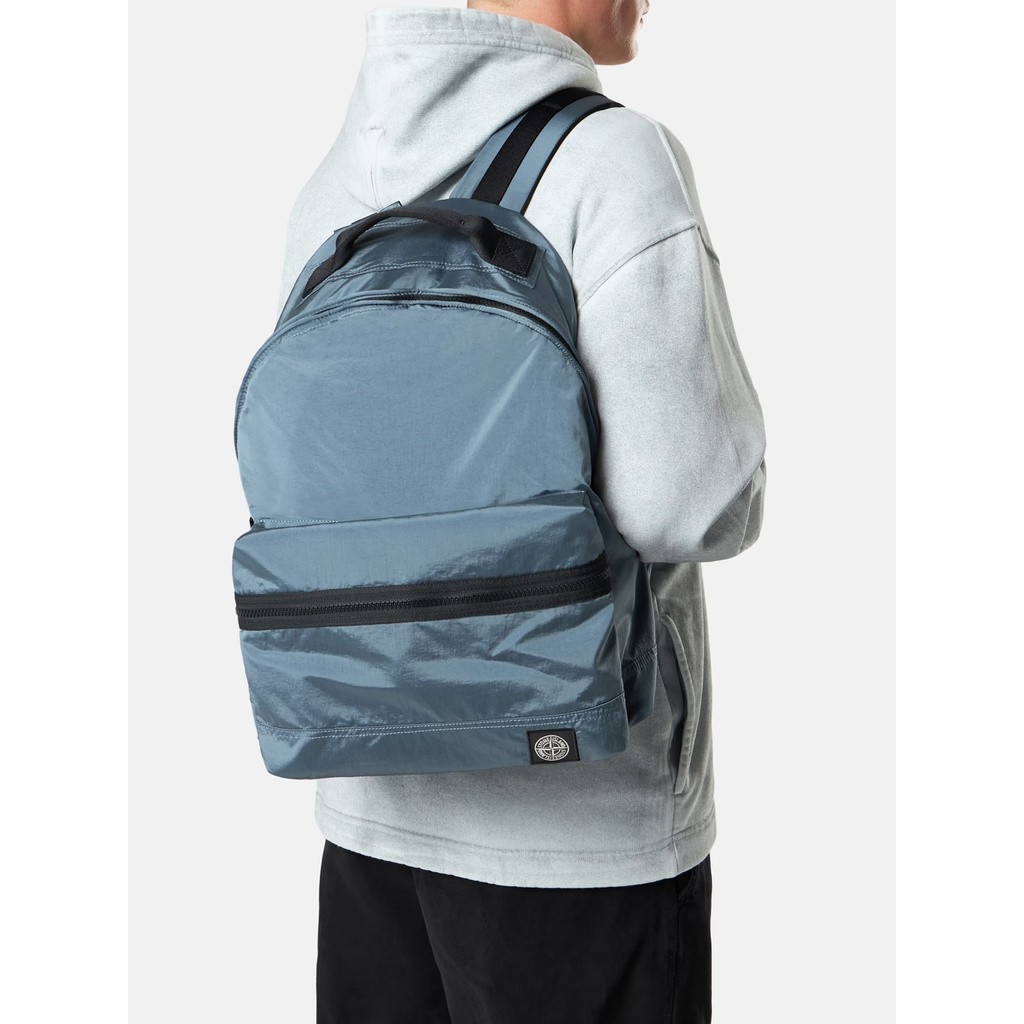 STONE ISLAND COATED NYLON METAL IN ECONYL® BAGPAC